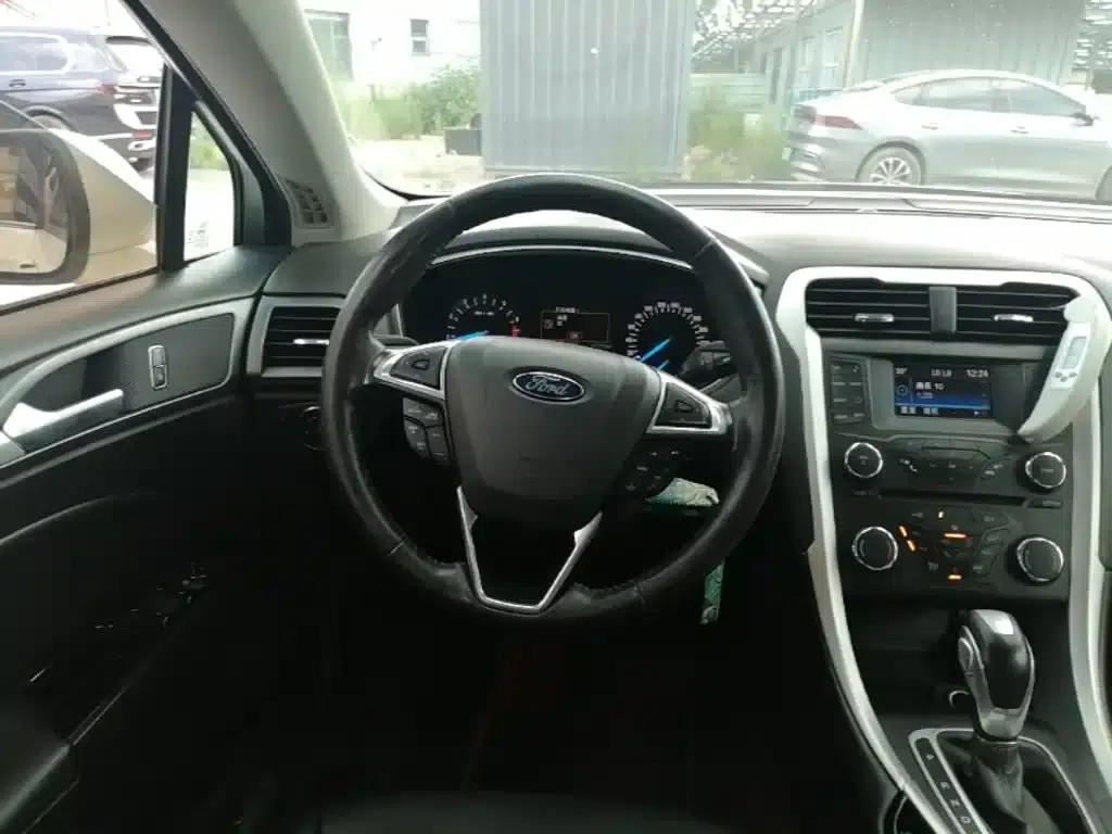 2013 Ford Mondeo 1.5L GTDi180 Fashion Edition — миниатюра 11
