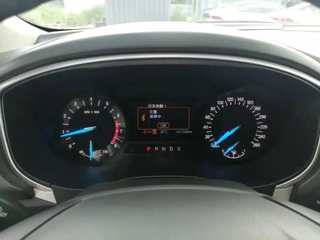 2013 Ford Mondeo 1.5L GTDi180 Fashion Edition — миниатюра 12