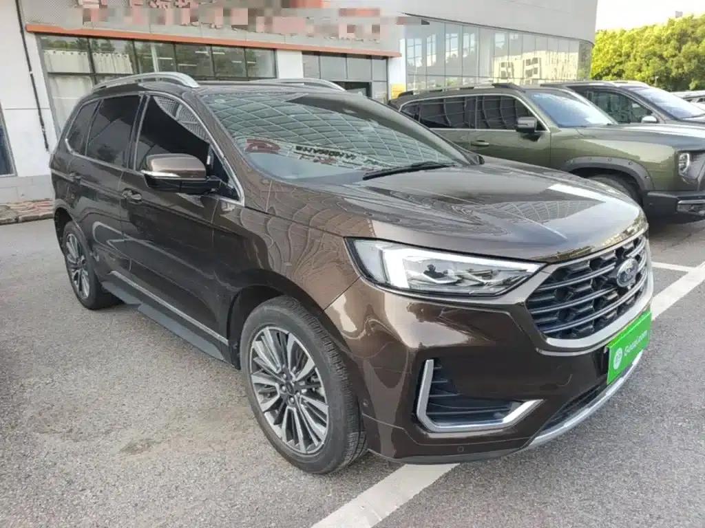 Edge 2021 PLUS EcoBoost 245 AWD Premium 7-seater — миниатюра 4