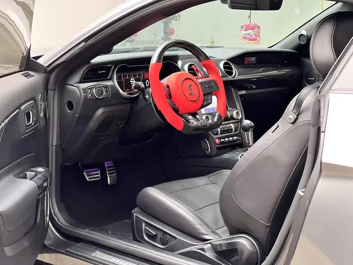 2019 Mustang 2.3L EcoBoost Performance Edition — миниатюра 4