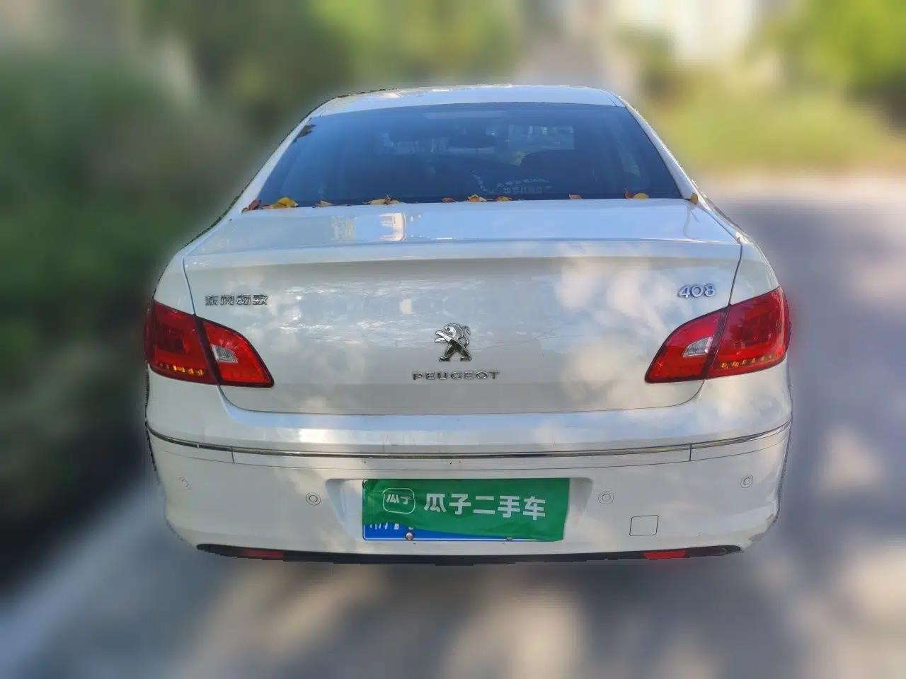 Peugeot 408 2013 2.0L Automatic Luxury Edition — миниатюра 5