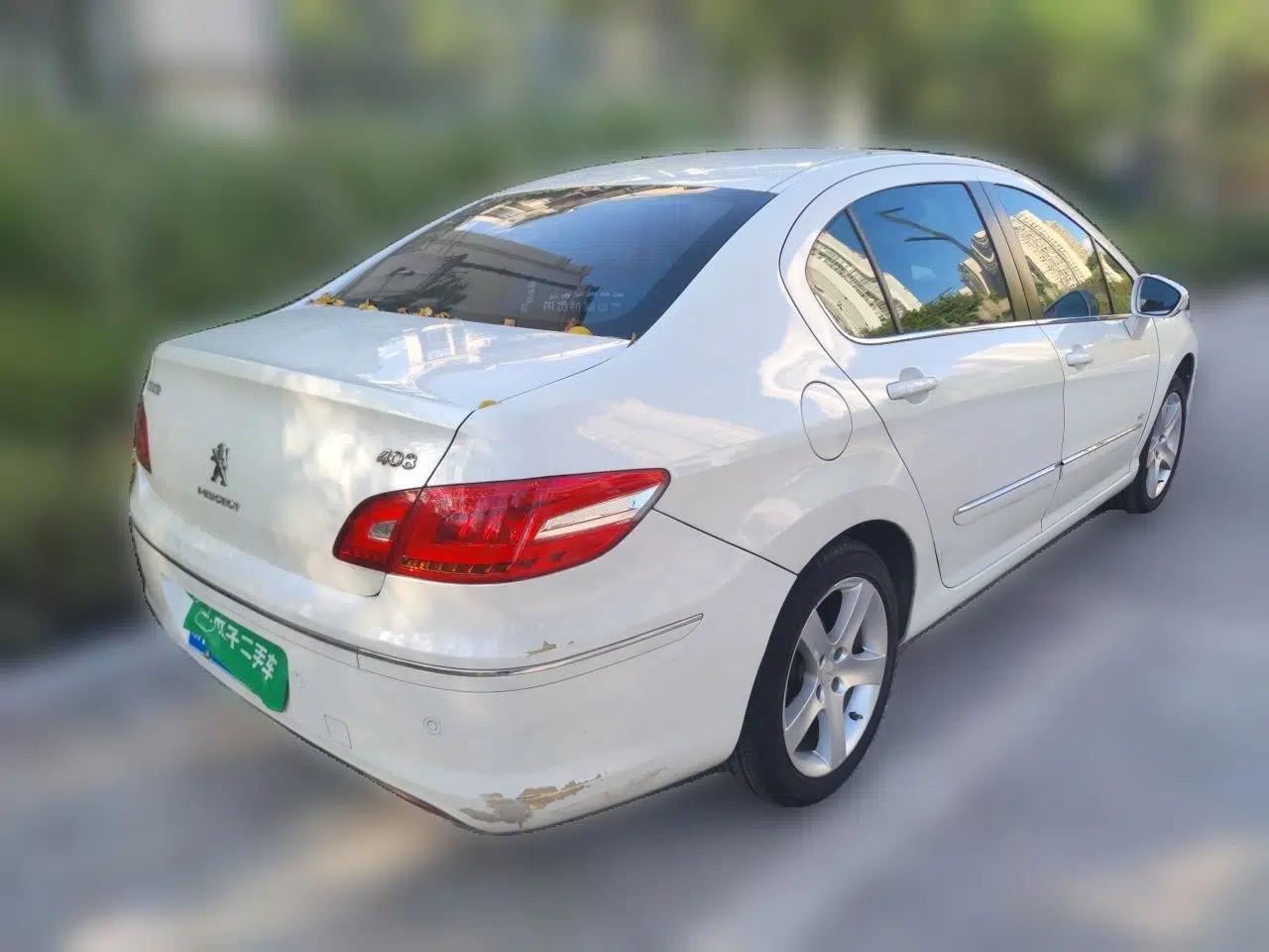 Peugeot 408 2013 2.0L Automatic Luxury Edition — миниатюра 6