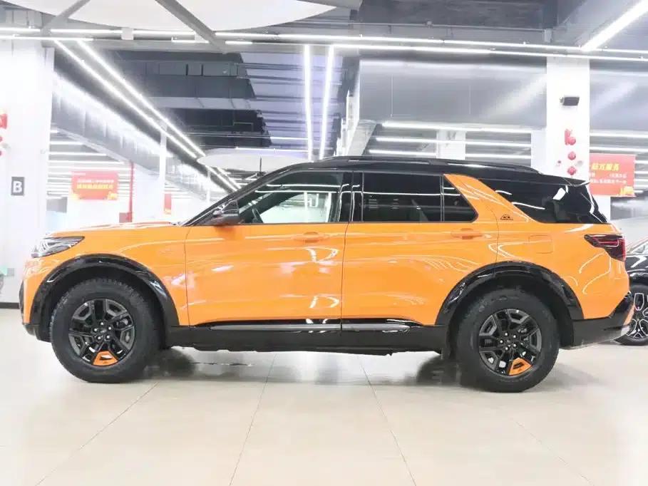 Explorer 2024 2.3T EcoBoost Kunlun Pinnacle Edition 7-seater — миниатюра 3