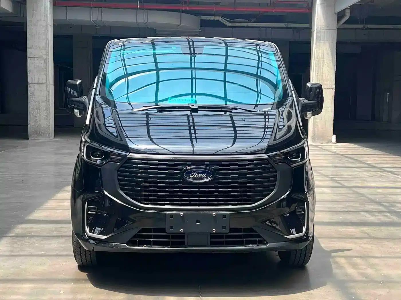 Ford Transit 2023 2.0T Diesel Automatic Commercial/Vehicle Short Wheelbase Low Roof 7/8/9 Seats — миниатюра 2