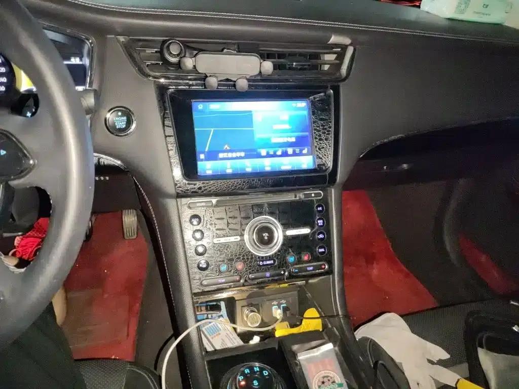 2015 Taurus EcoBoost 245 Fashion Edition — миниатюра 14