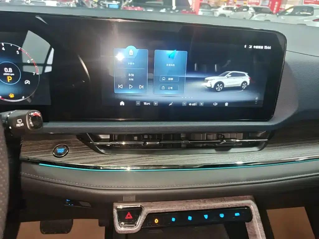 2022 EcoBoost 170 Premium Plus (Facelift) — миниатюра 13