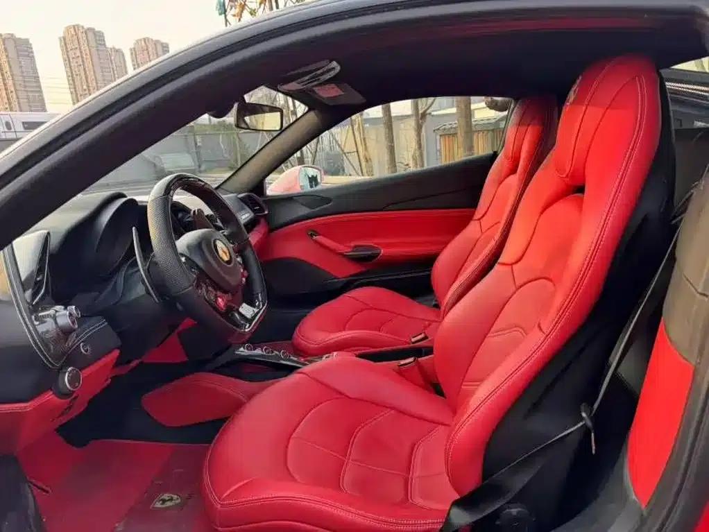 2015 Ferrari 488 GTB — миниатюра 8