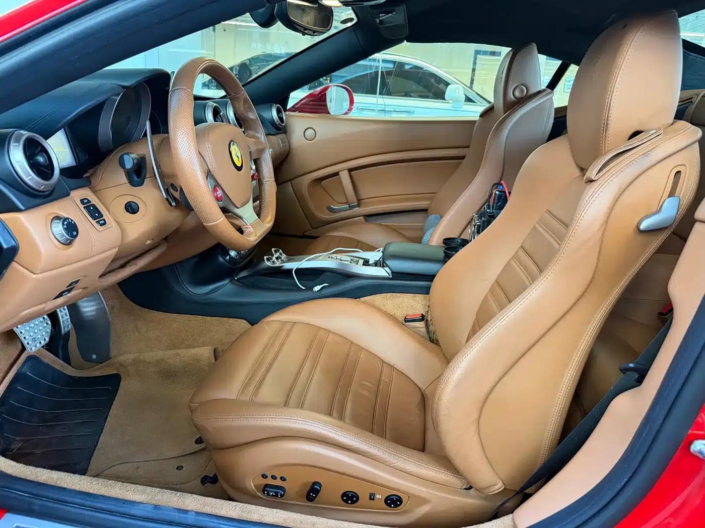 California T 2009 4.3L Standard Model — миниатюра 3