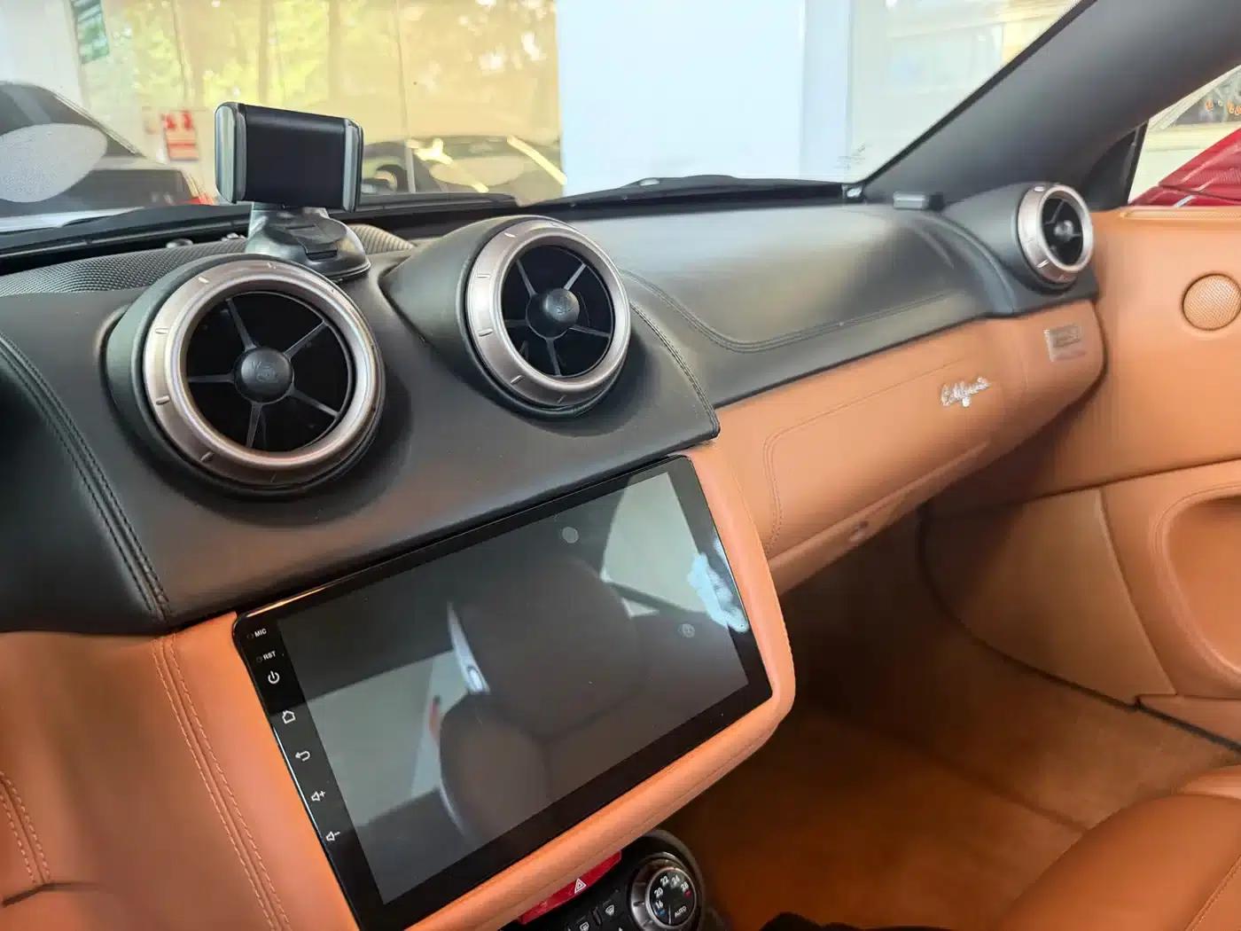 California T 2009 4.3L Standard Model — миниатюра 6