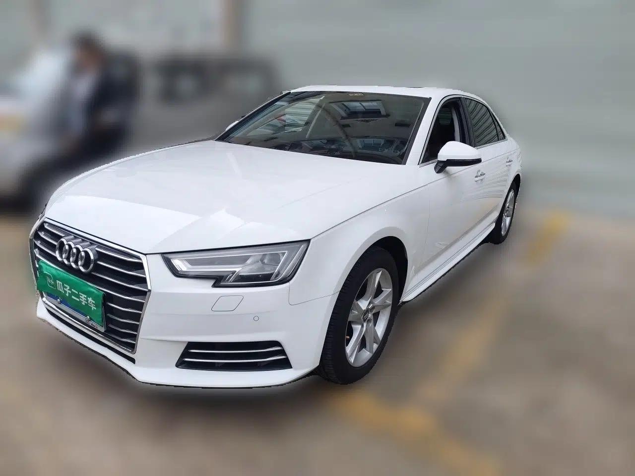 Audi A4L 2018 30th Anniversary Edition 40 TFSI Trendy Model — миниатюра 1