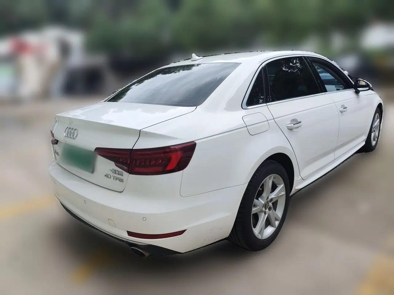 Audi A4L 2018 30th Anniversary Edition 40 TFSI Trendy Model — миниатюра 5
