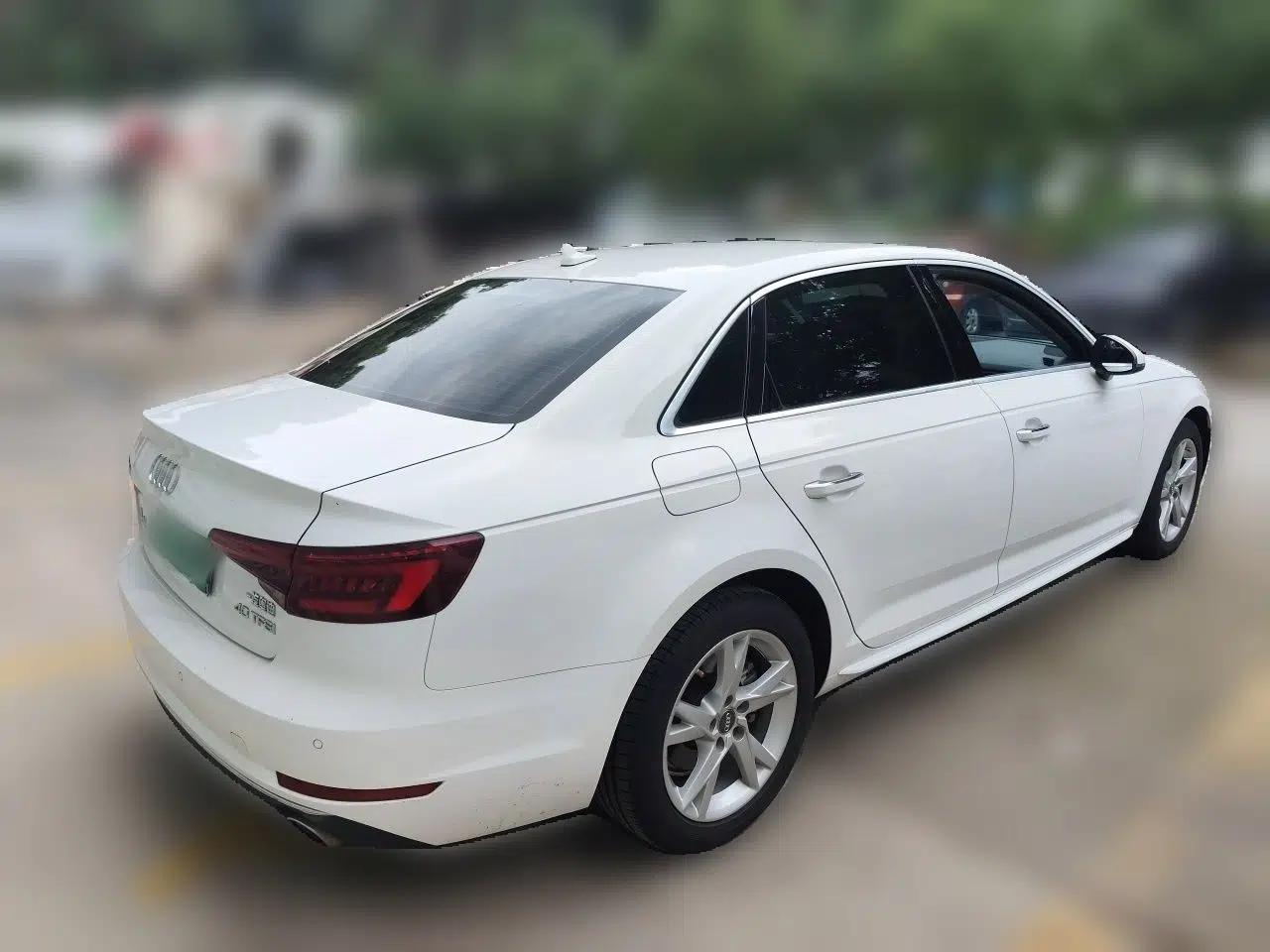 Audi A4L 2018 30th Anniversary Edition 40 TFSI Trendy Model — миниатюра 6