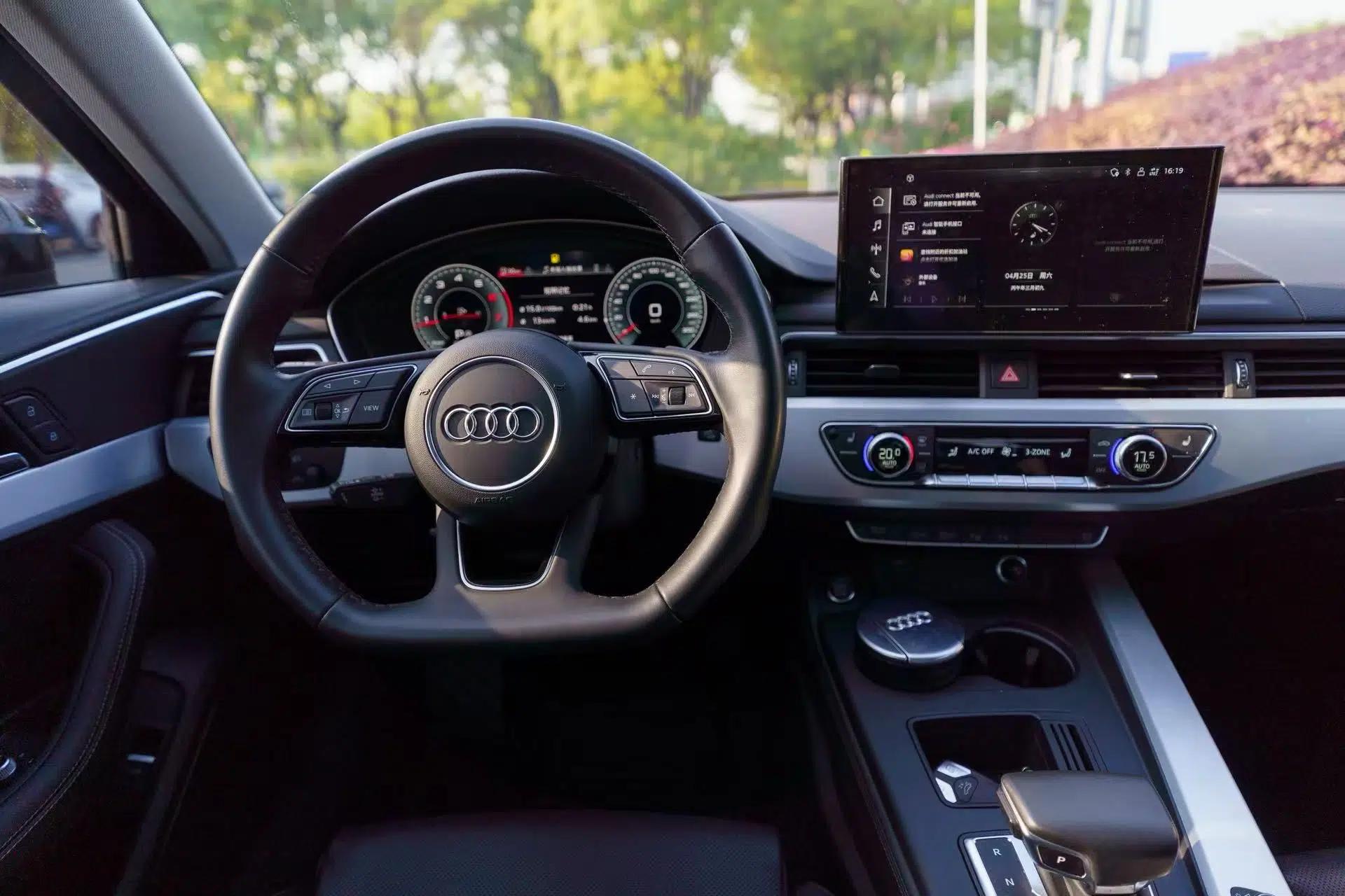 Audi A4L 2022 40 TFSI Luxury Dynamic Model — миниатюра 33