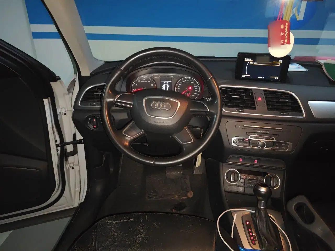 Audi Q3 2016 30 TFSI Standard Model — миниатюра 10
