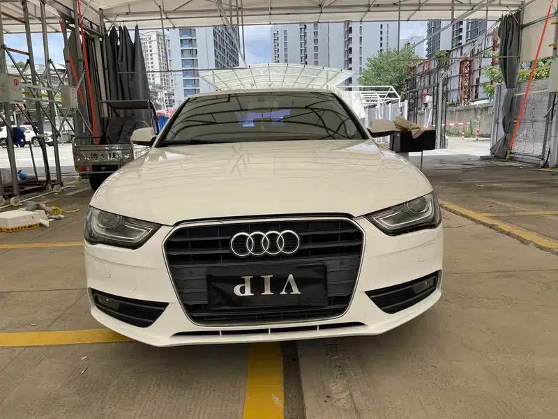 Audi A4L 2013 30 TFSI Automatic Comfort — миниатюра 2