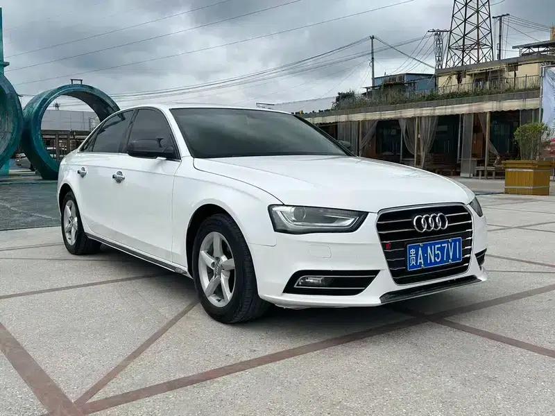 Audi A4L 2013 30 TFSI Automatic Comfort — миниатюра 3