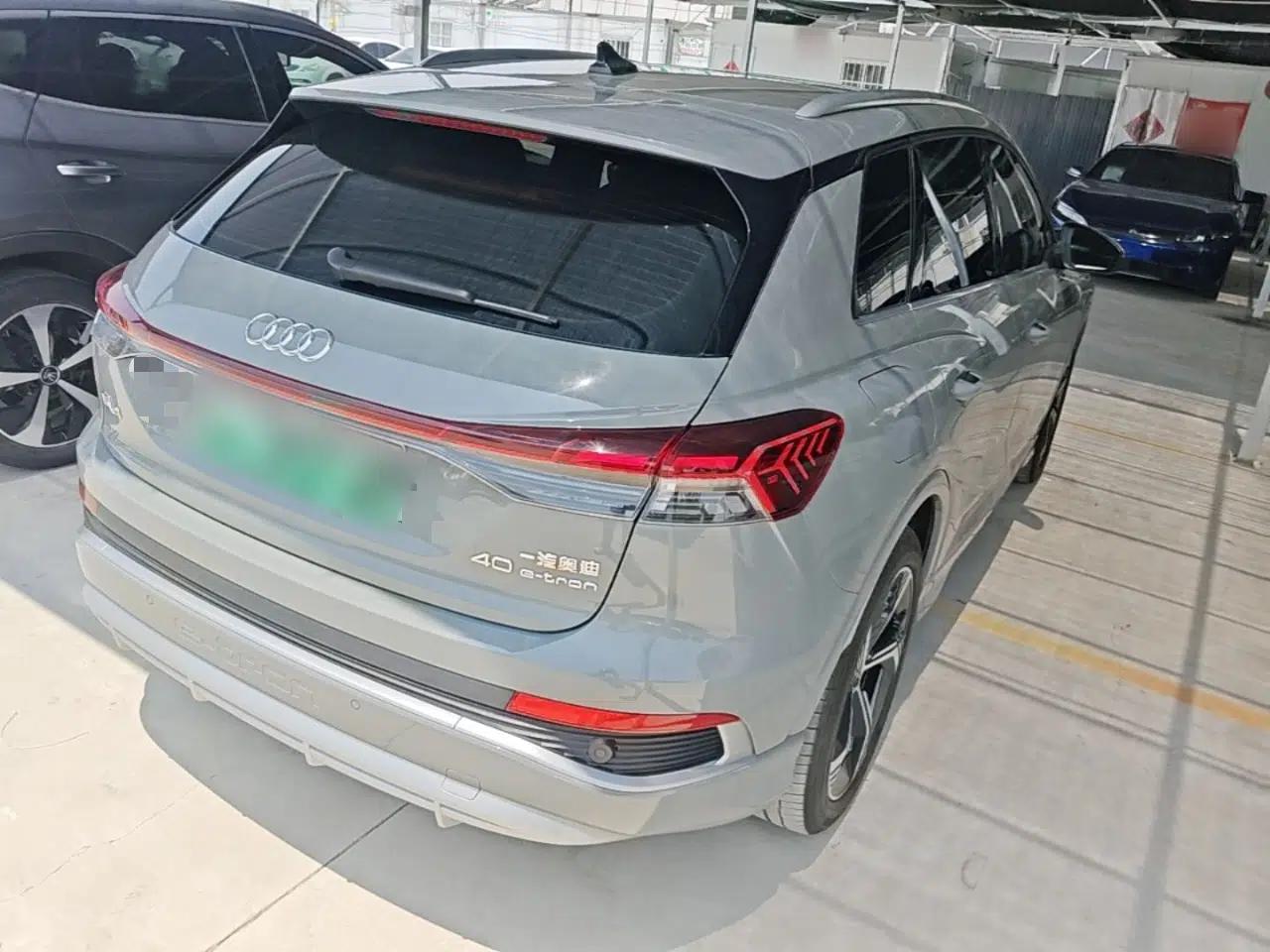 Audi Q4 e-tron 2024 40 e-tron Boundary Edition — миниатюра 6