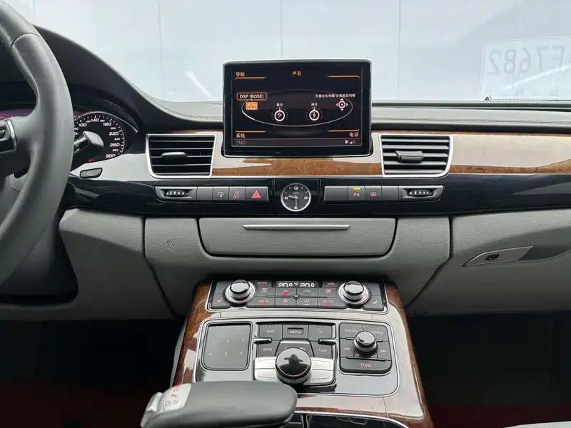 2011 Audi A8 A8L 3.0 TFSI quattro Comfort (213kW) — миниатюра 10