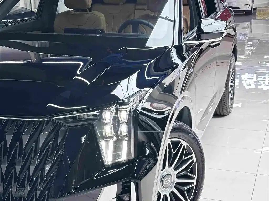 Trumpchi ES9 2024 PHEV 143km New Year Edition — миниатюра 2