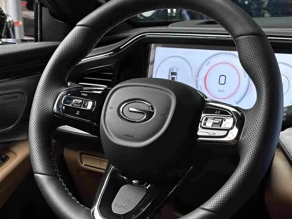 Trumpchi ES9 2024 PHEV 143km New Year Edition — миниатюра 18