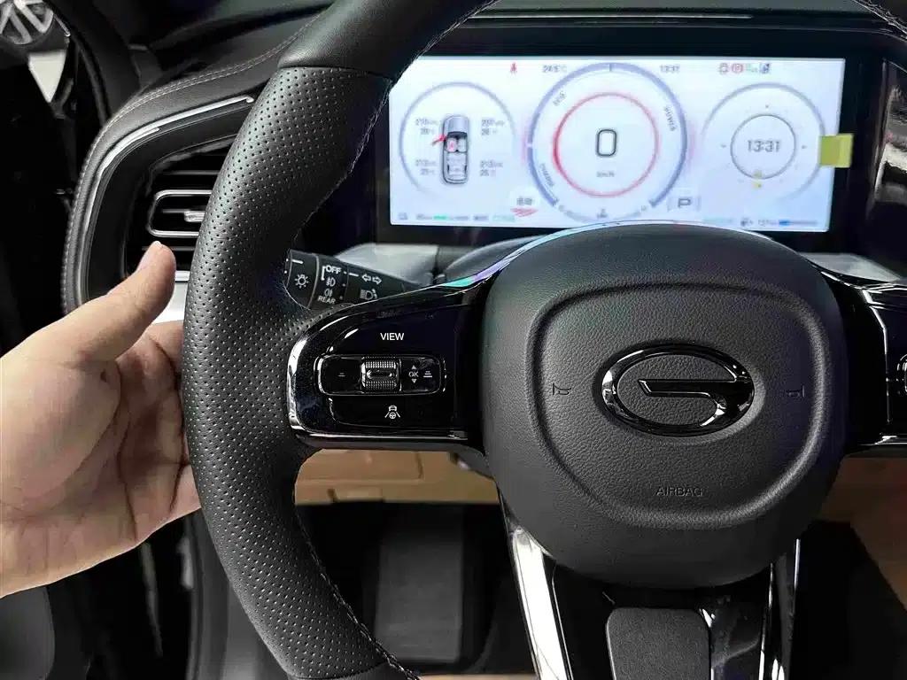 Trumpchi ES9 2024 PHEV 143km New Year Edition — миниатюра 19