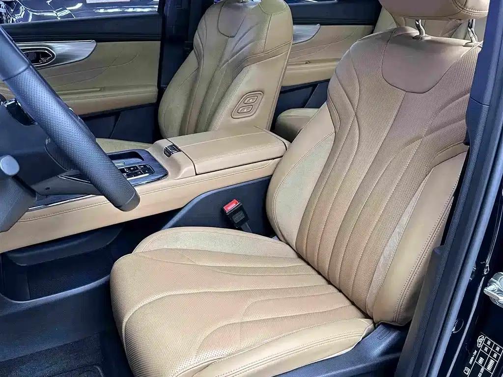 Trumpchi ES9 2024 PHEV 143km New Year Edition — миниатюра 33