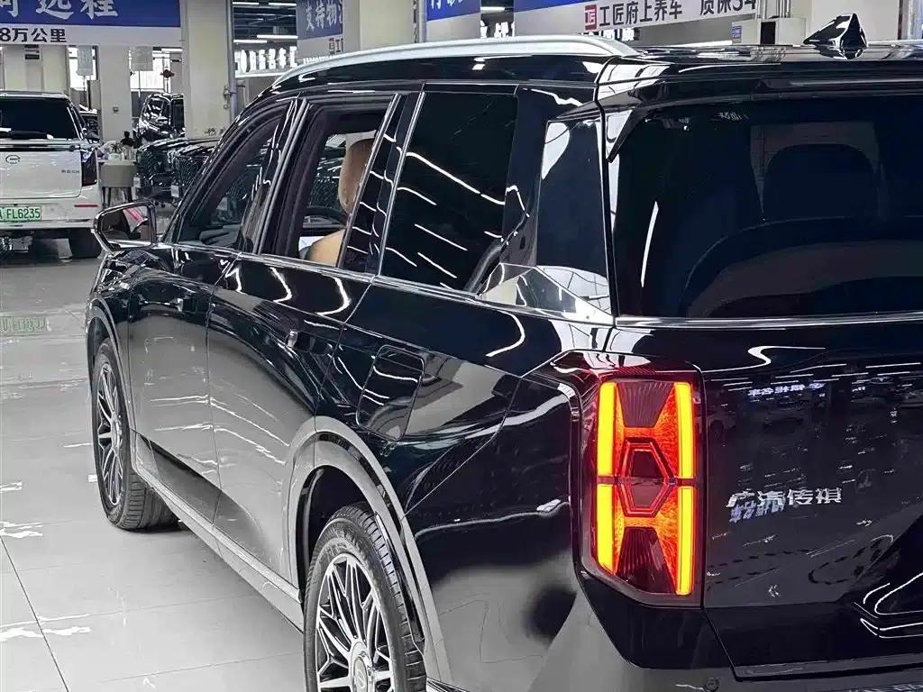 Trumpchi ES9 2024 PHEV 143km New Year Edition — миниатюра 7