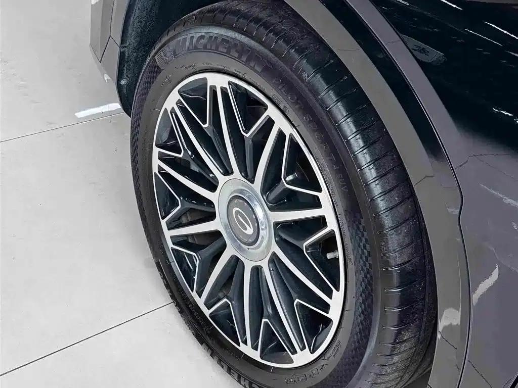 Trumpchi ES9 2024 PHEV 143km New Year Edition — миниатюра 10
