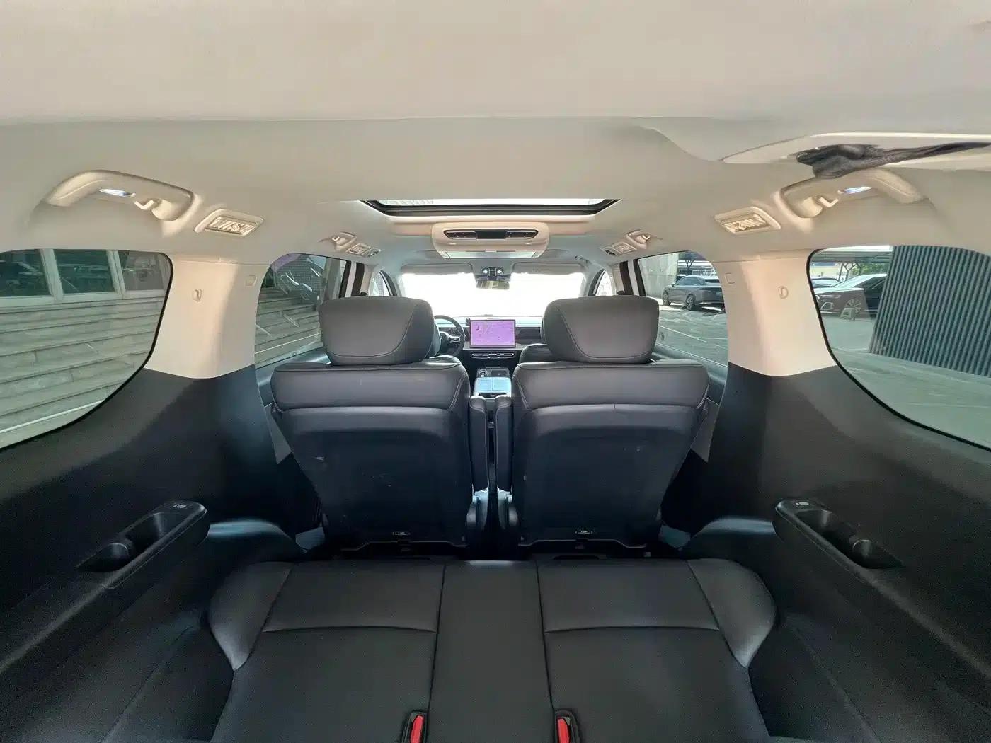 Trumpchi E8 PHEV 2024 Model 150km MAX — миниатюра 23