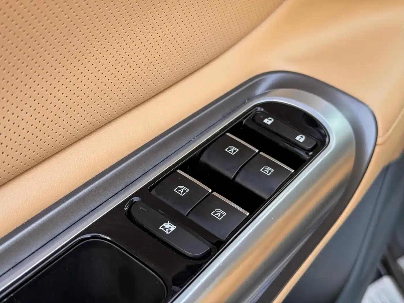 Trumpchi E8 PHEV 2024 Model 150km MAX — миниатюра 15