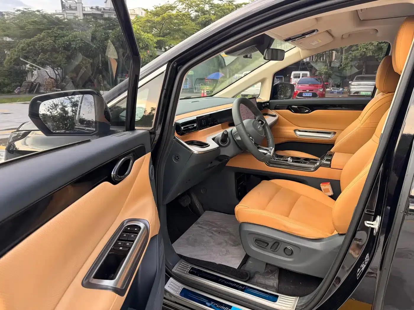 Trumpchi E8 PHEV 2024 Model 150km MAX — миниатюра 5