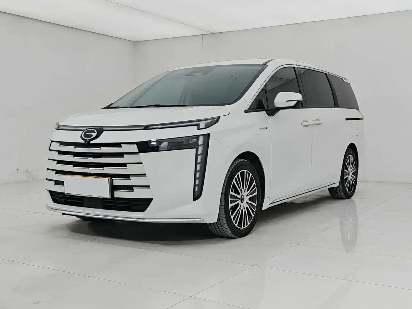 Trumpchi E8 PHEV 2024 Model 150km MAX+ — миниатюра 1