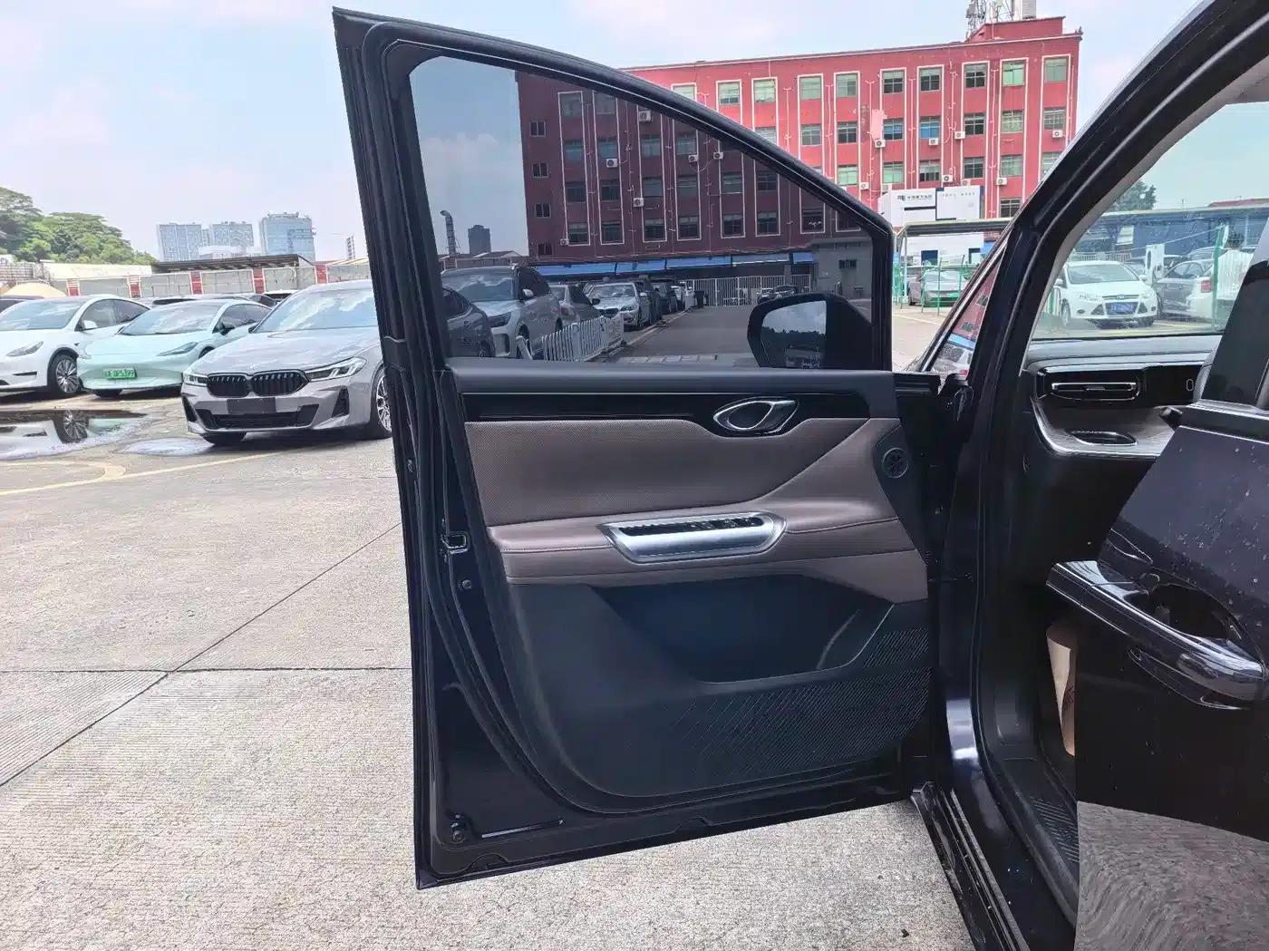Trumpchi E8 PHEV 2024 Model 150km MAX — миниатюра 13