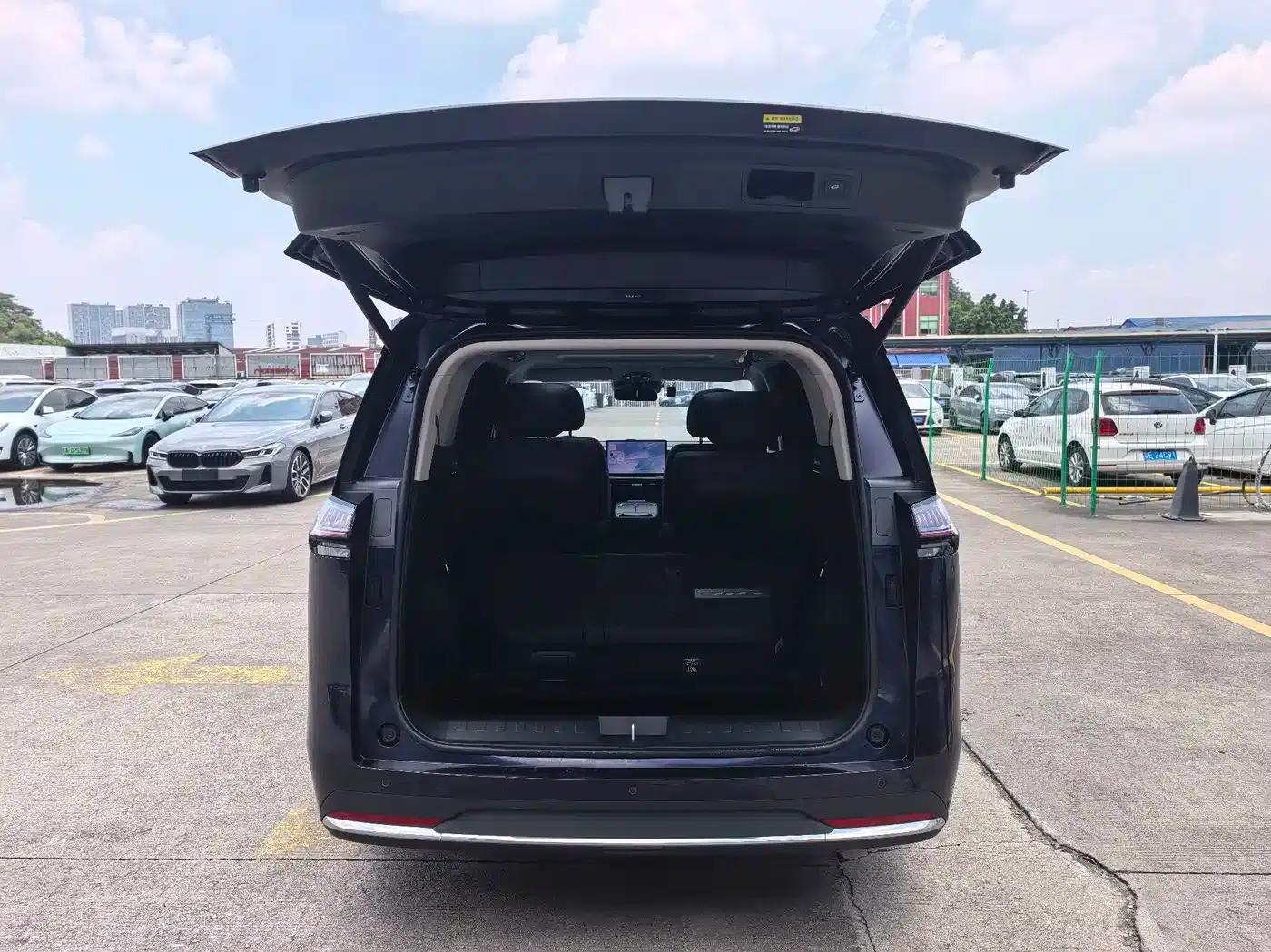 Trumpchi E8 PHEV 2024 Model 150km MAX — миниатюра 18