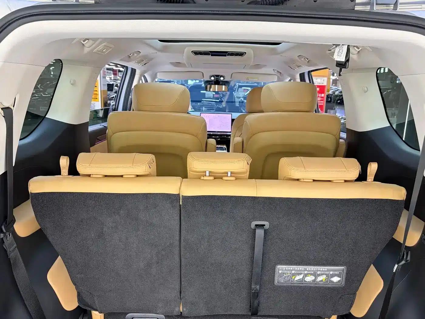 Trumpchi E8 PHEV 2024 Model 150km MAX — миниатюра 20