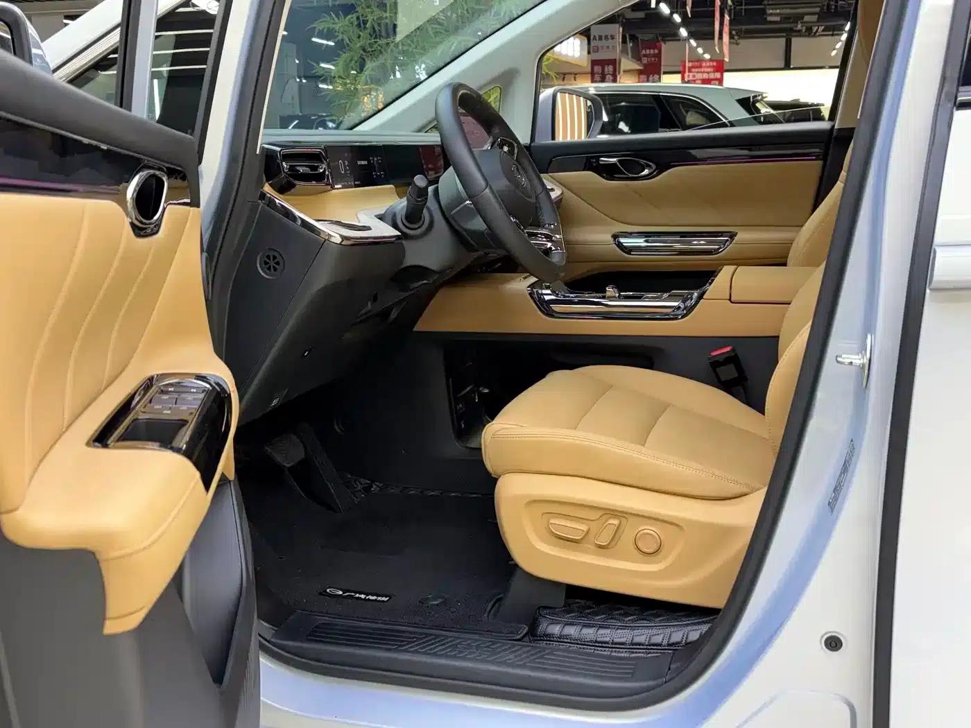 Trumpchi E8 PHEV 2024 Model 150km MAX — миниатюра 4