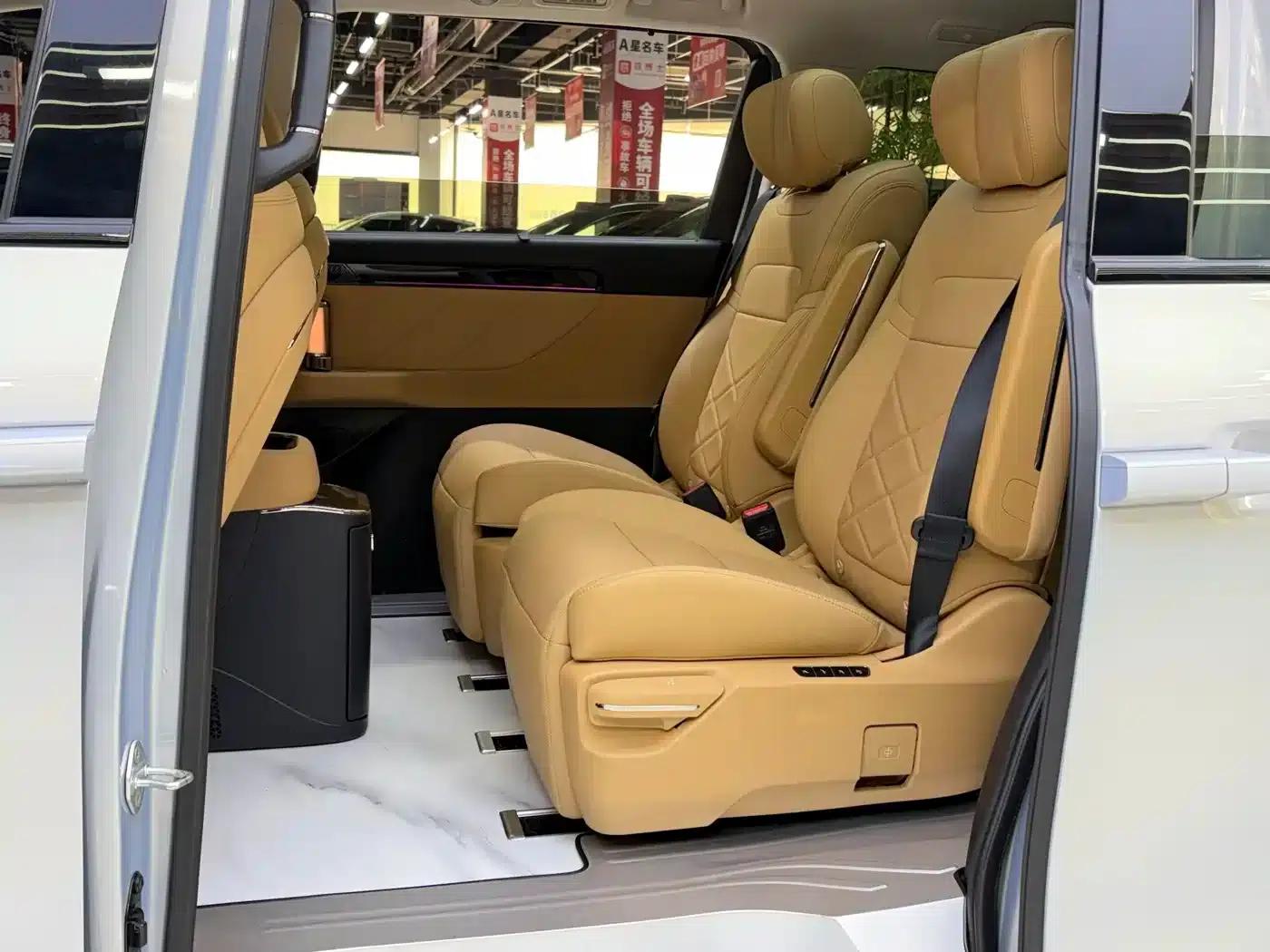 Trumpchi E8 PHEV 2024 Model 150km MAX — миниатюра 8