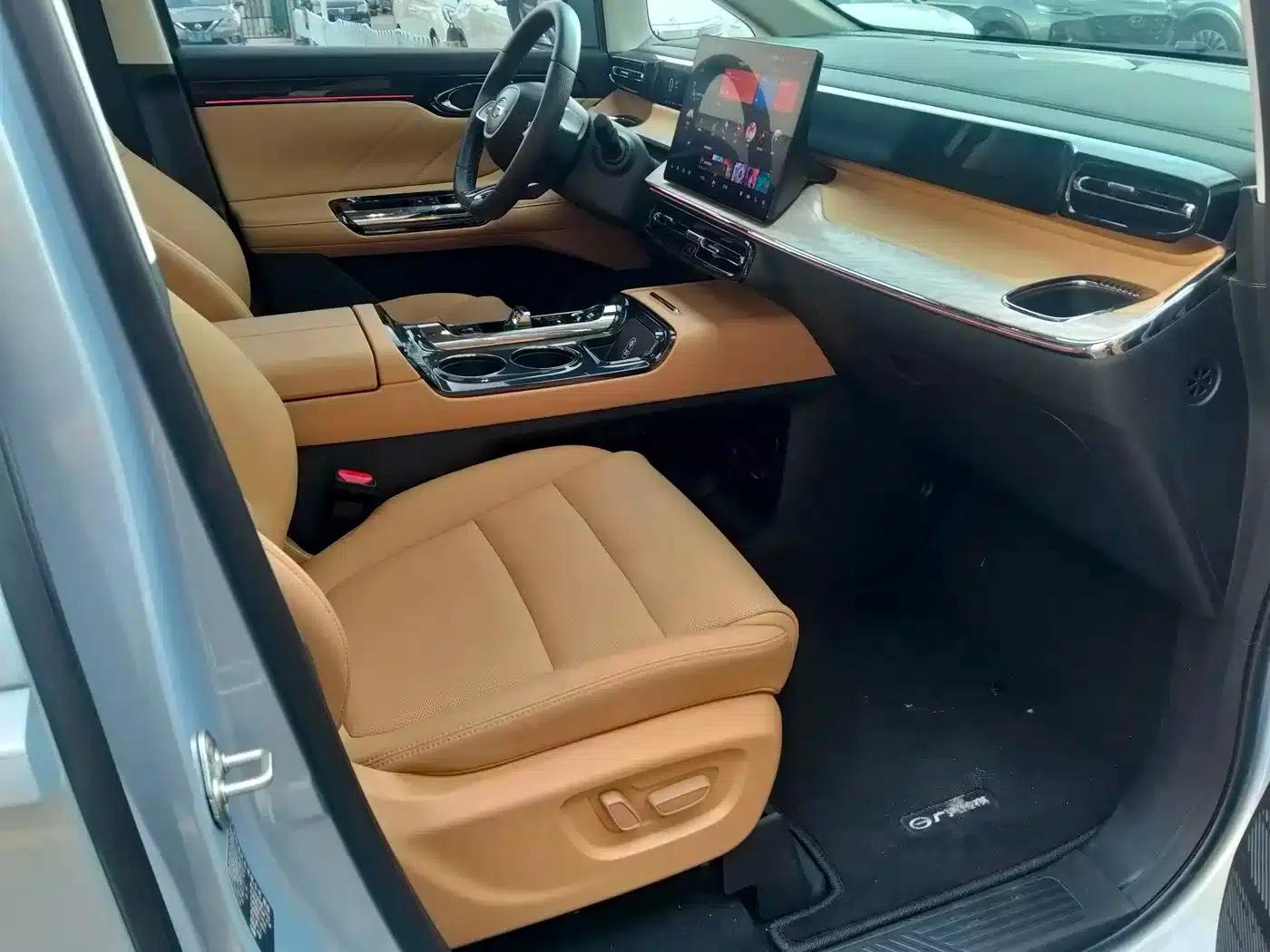 Trumpchi E8 PHEV 2024 Model 150km MAX+ — миниатюра 17