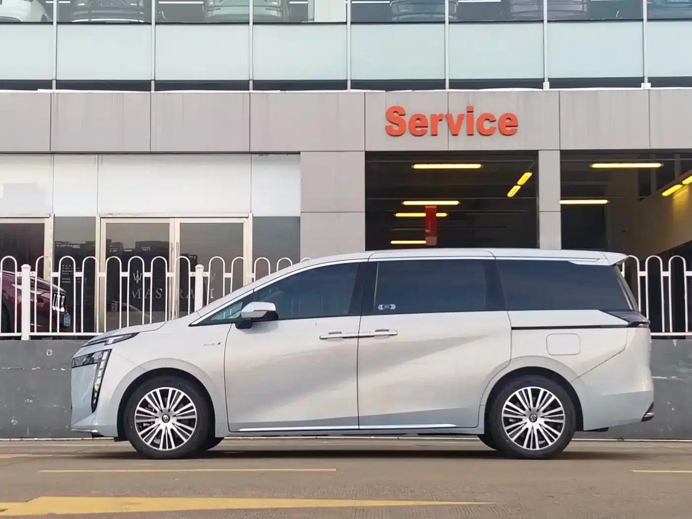Trumpchi E8 PHEV 2024 Model 150km MAX+ — миниатюра 4