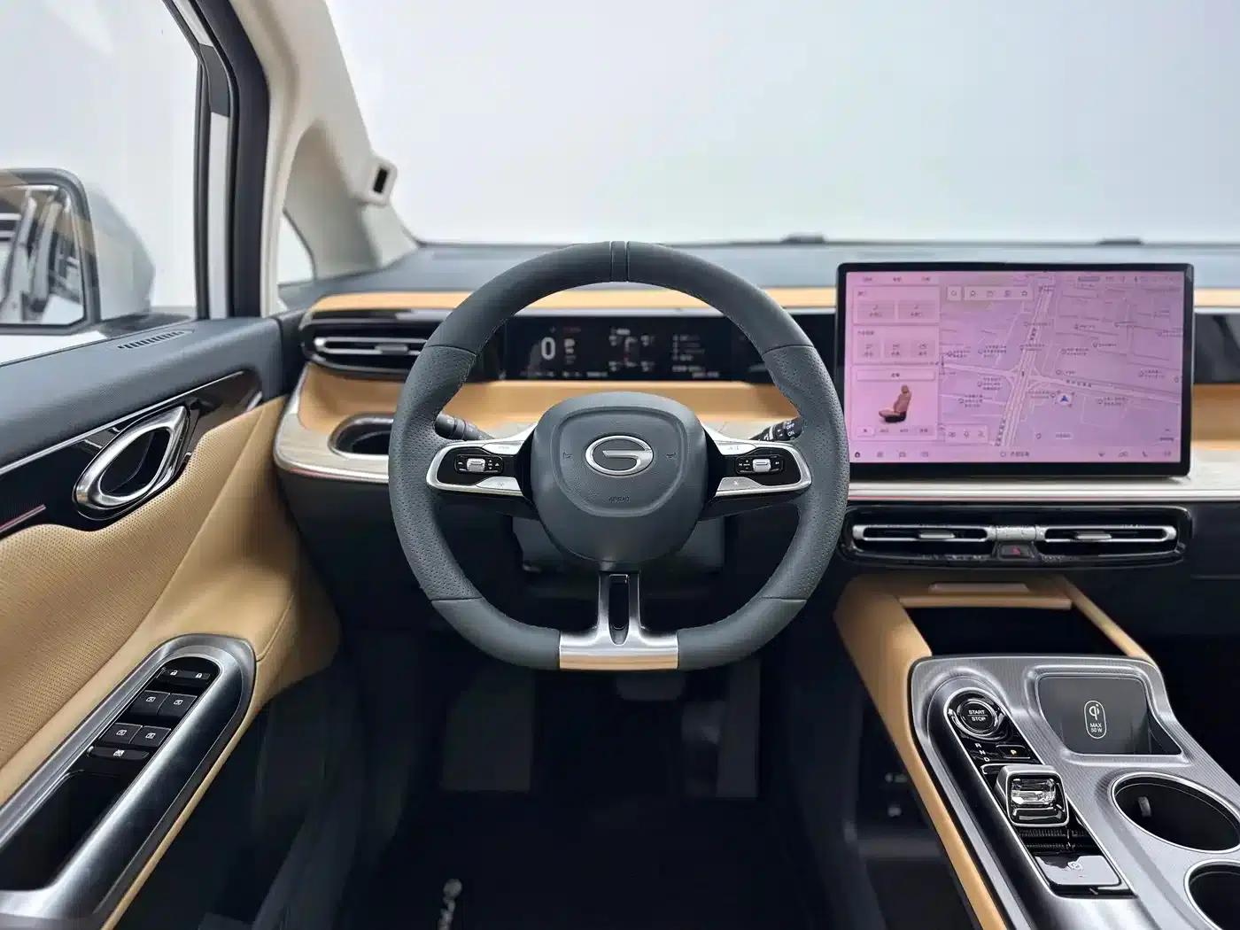 Trumpchi E8 PHEV 2024 Model 150km Dragon Glory Edition — миниатюра 7