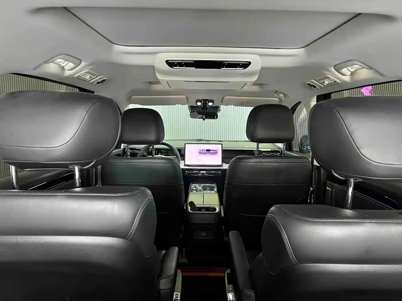 Trumpchi E8 PHEV 2024 Model 150km MAX — миниатюра 7