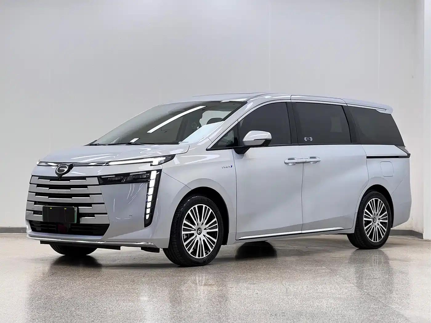 Trumpchi E8 PHEV 2024 Model 150km MAX+ — миниатюра 1
