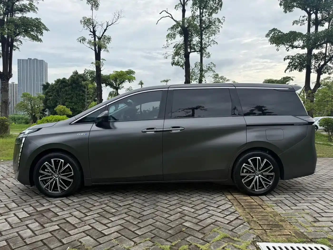 Trumpchi E8 PHEV 2024 Model 150km MAX — миниатюра 12
