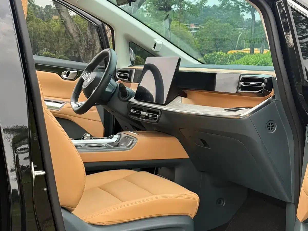 Trumpchi E8 PHEV 2024 Model 150km MAX — миниатюра 6