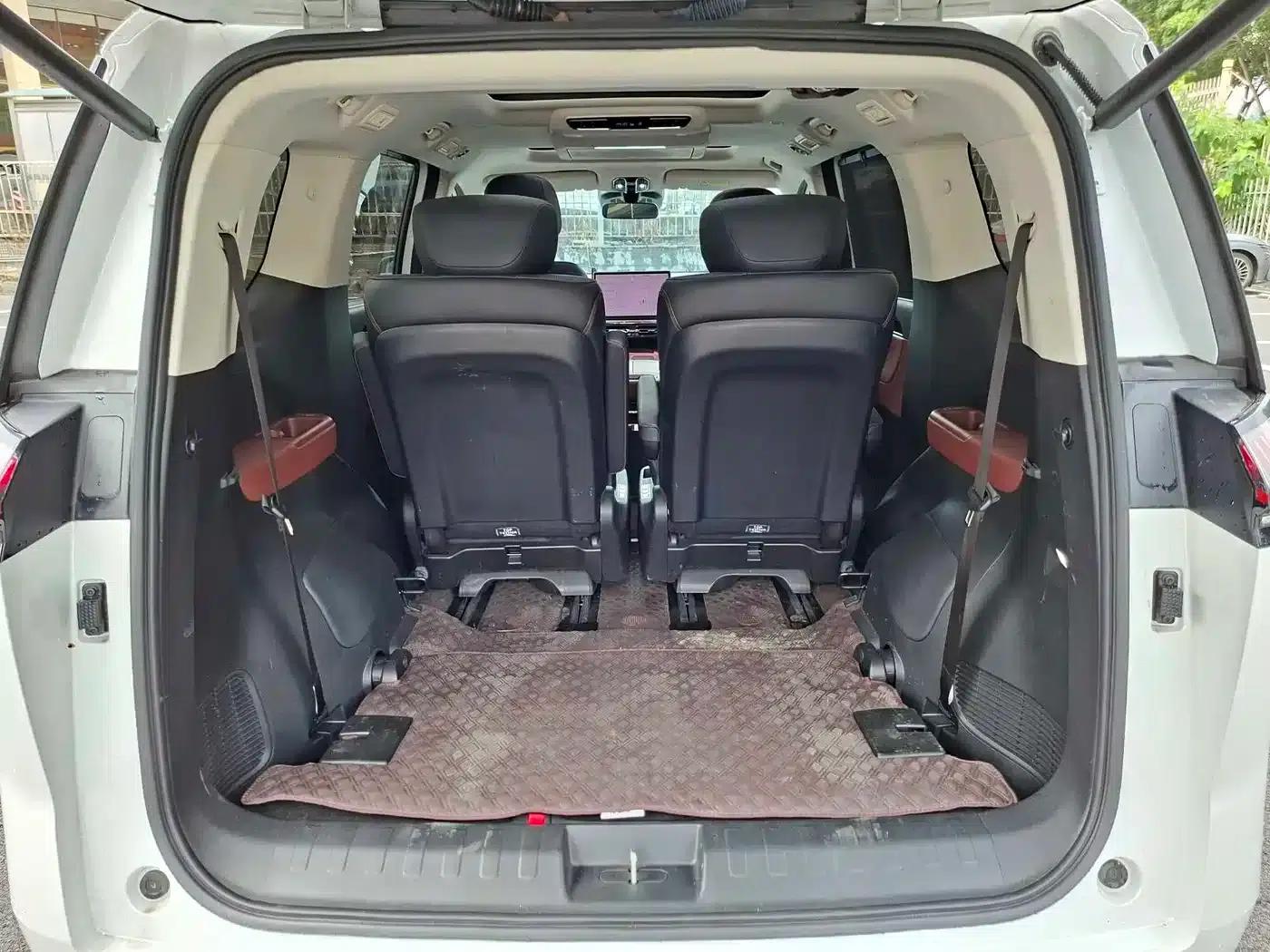Trumpchi E8 PHEV 2024 Model 150km Dragon Glory+ — миниатюра 24