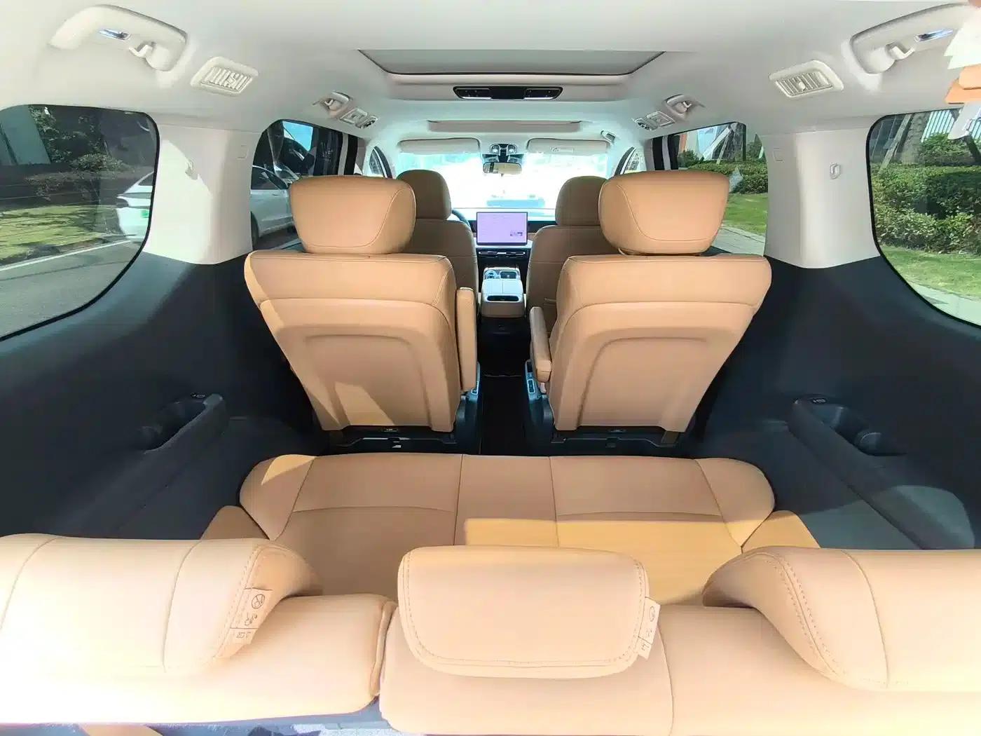 Trumpchi E8 PHEV 2024 150km PRO — миниатюра 8