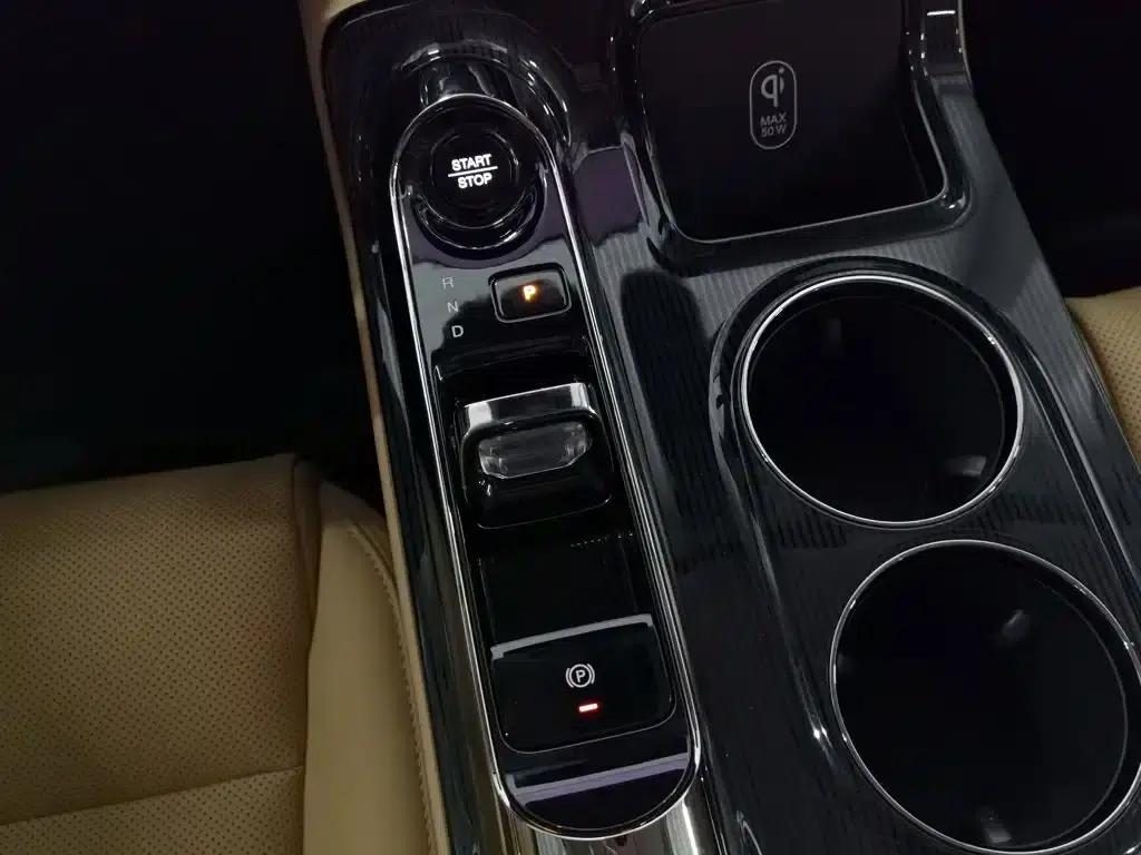 Trumpchi E8 PHEV 2024 Model 150km MAX+ — миниатюра 13