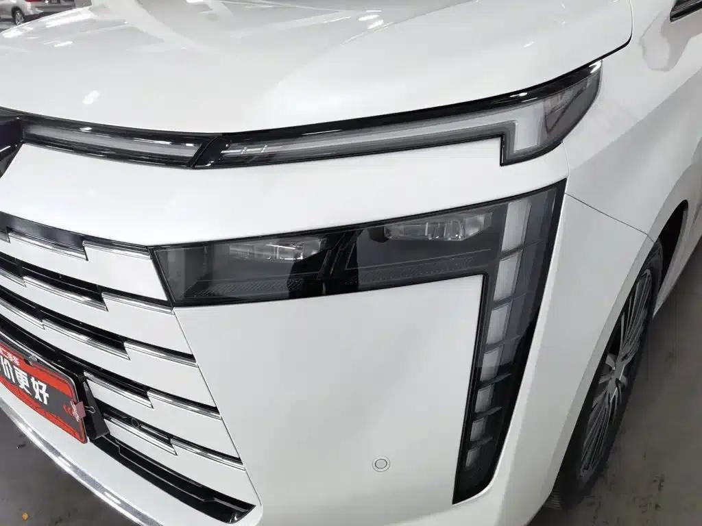 Trumpchi E8 PHEV 2024 Model 150km MAX+ — миниатюра 7