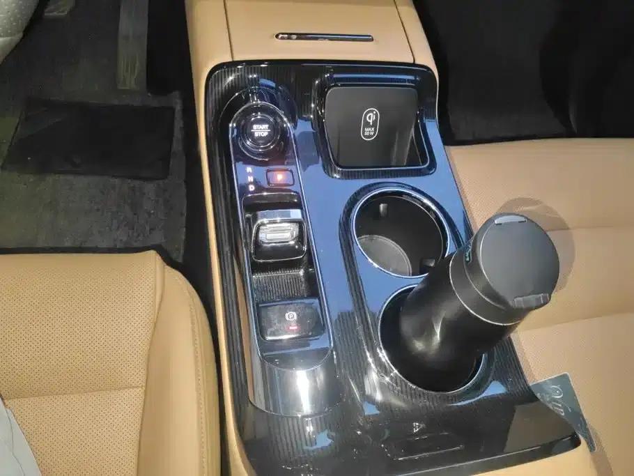 Trumpchi E8 PHEV 2024 Model 150km Dragon Glory+ — миниатюра 16