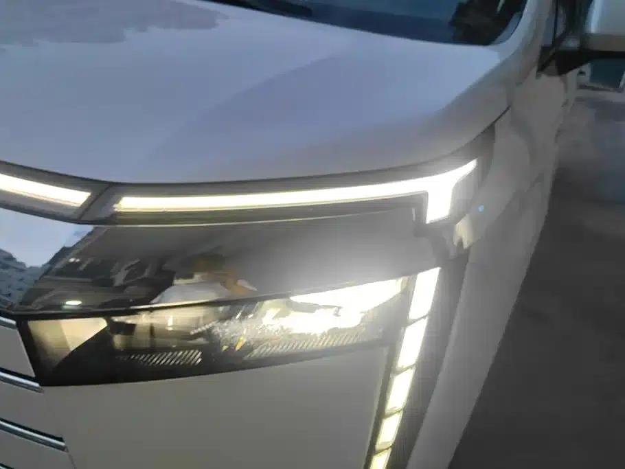 Trumpchi E8 PHEV 2024 Model 150km Dragon Glory+ — миниатюра 5